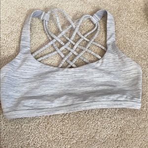 lululemon sports bra